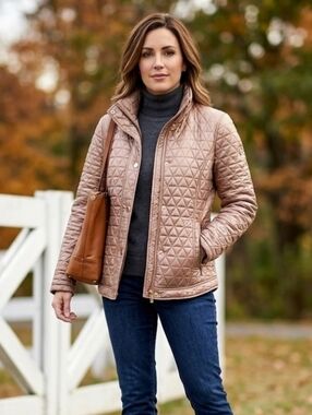 Michael Kors Iridescent Beige Tan Quilted Short Packable Barn Jacket $200 Sz M